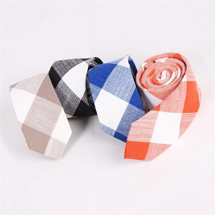 Plaid Linen Tie